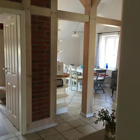 Alte Fischerkate Und Moewennest Gross Zicker Exterior photo