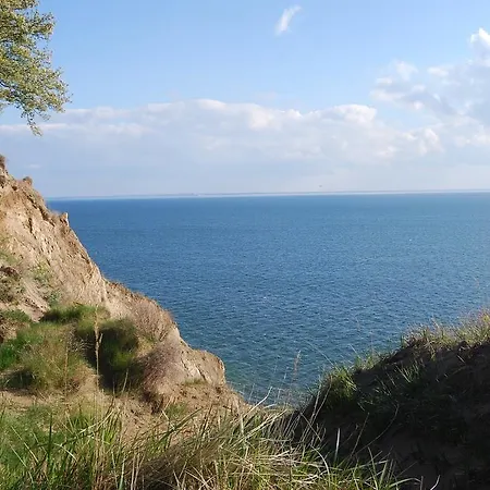 Alte Fischerkate Und Moewennest Gross Zicker Exterior photo